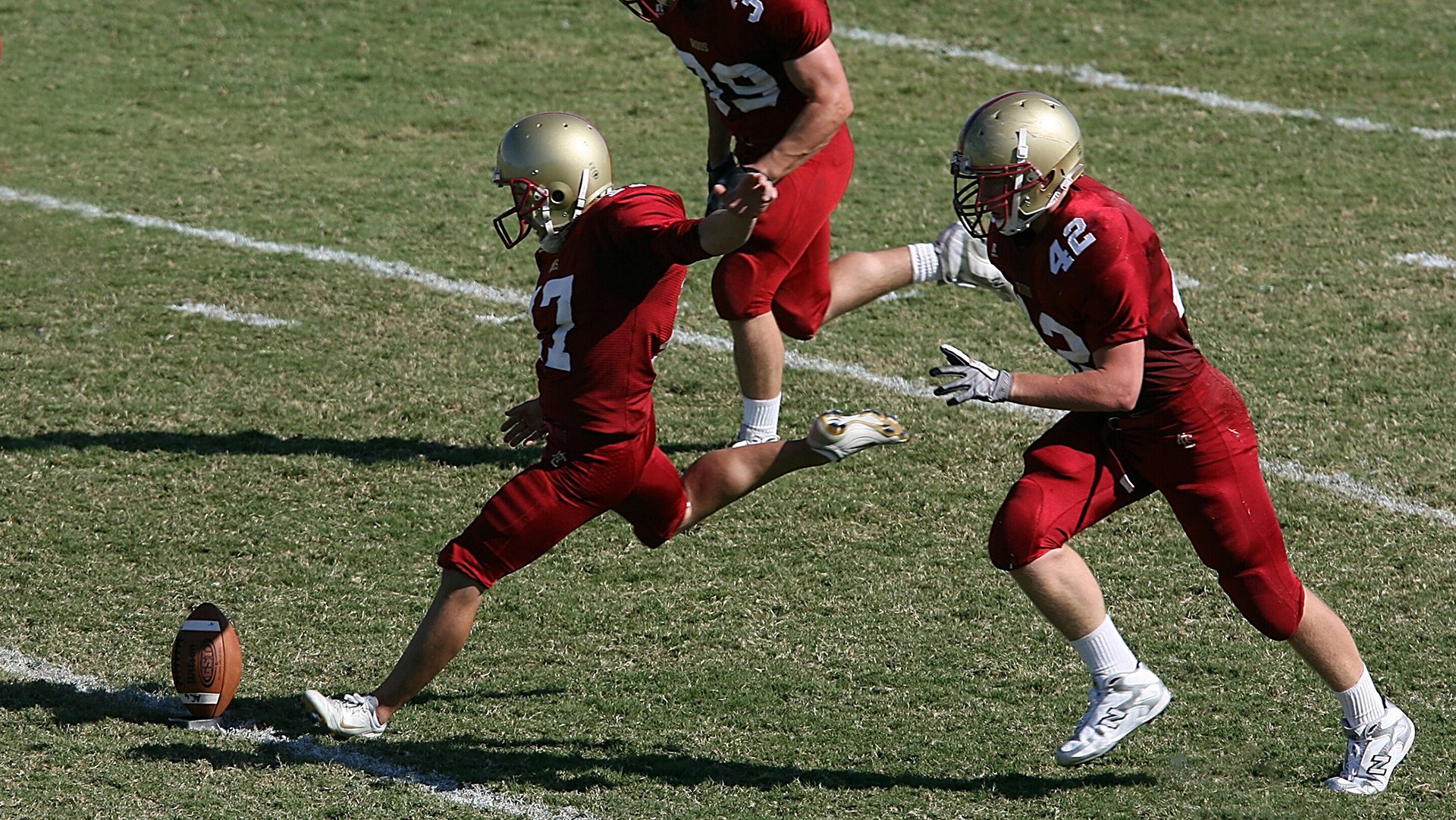 足球比赛的最新排名表现出哪些变化？，足球的赛事排名